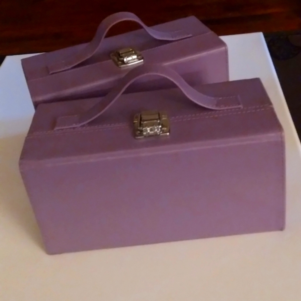 2 nail polish cases